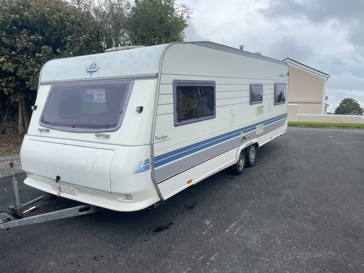 4 berth fixed bed hobby caravan - Image 3