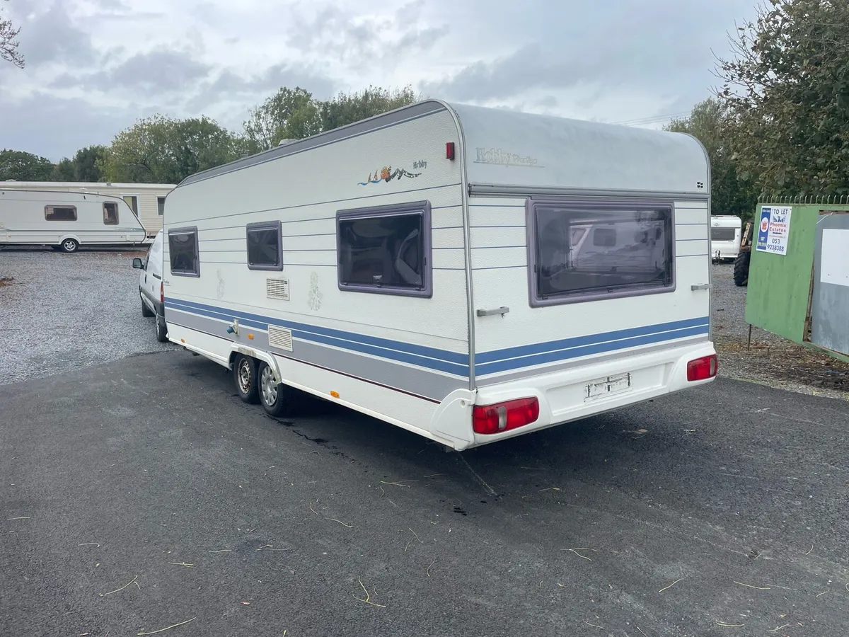 4 berth fixed bed hobby caravan - Image 4
