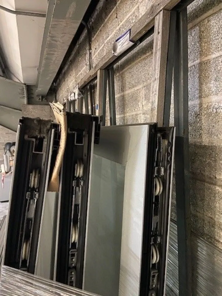 3 PANE PATIO - Image 3