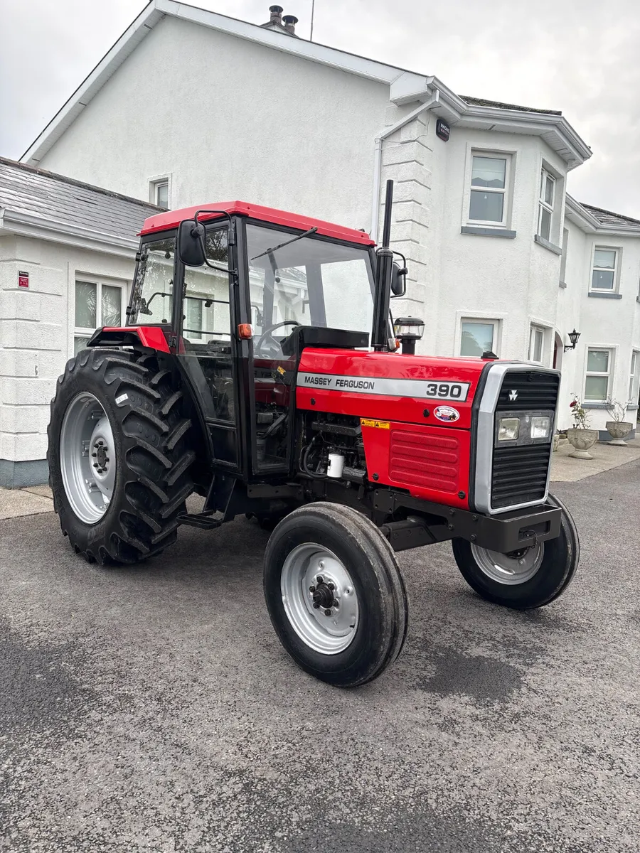 Massey Ferguson 390 - Image 1