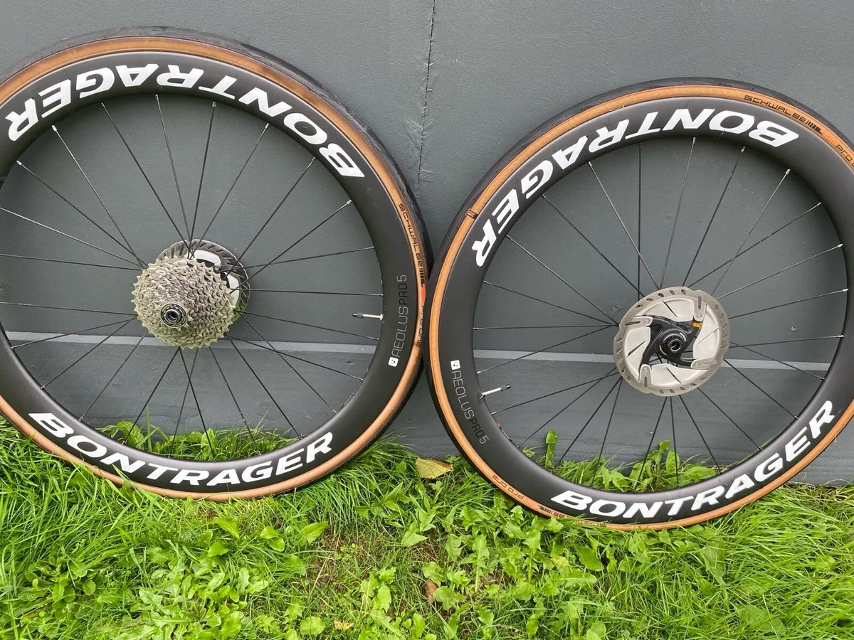 Like New : BONTRAGER AEOLUS PRO  5 TLR DISC SET - Image 3