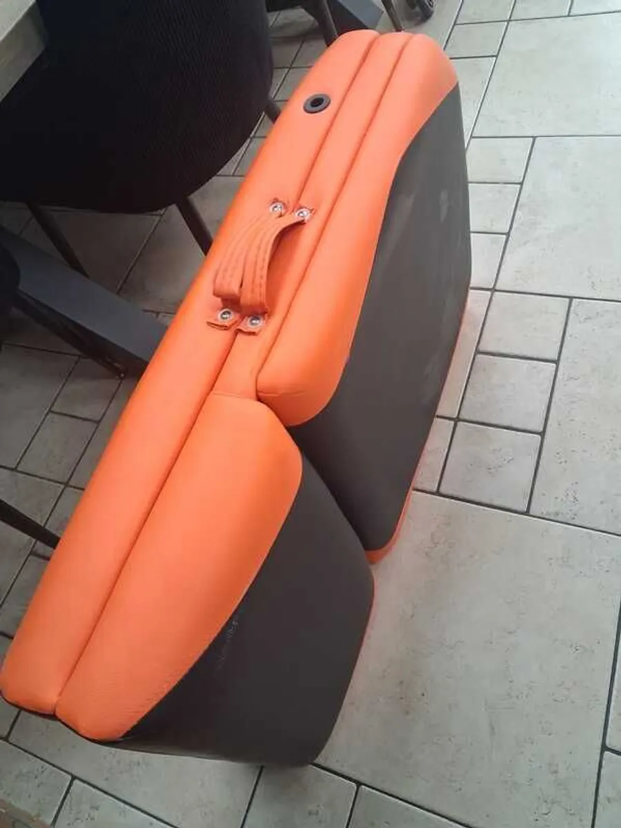Foldable Massage Bed Portable Table - Image 2