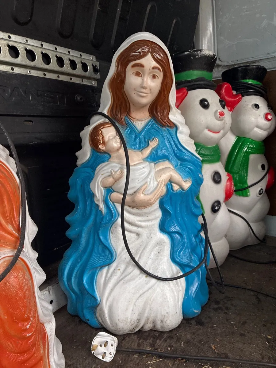 Xmas figures - Image 3