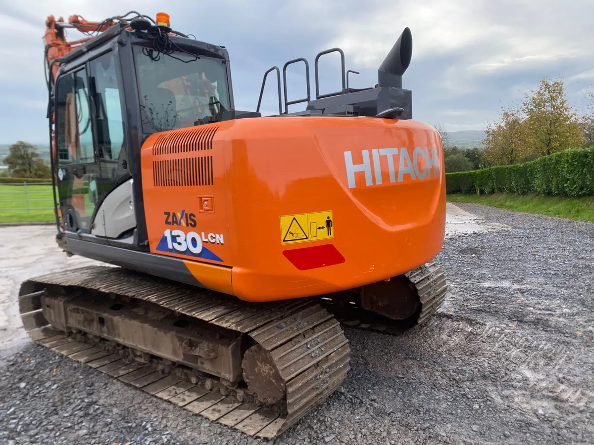 2017 HITACHI ZX130LCN-6 - Image 2