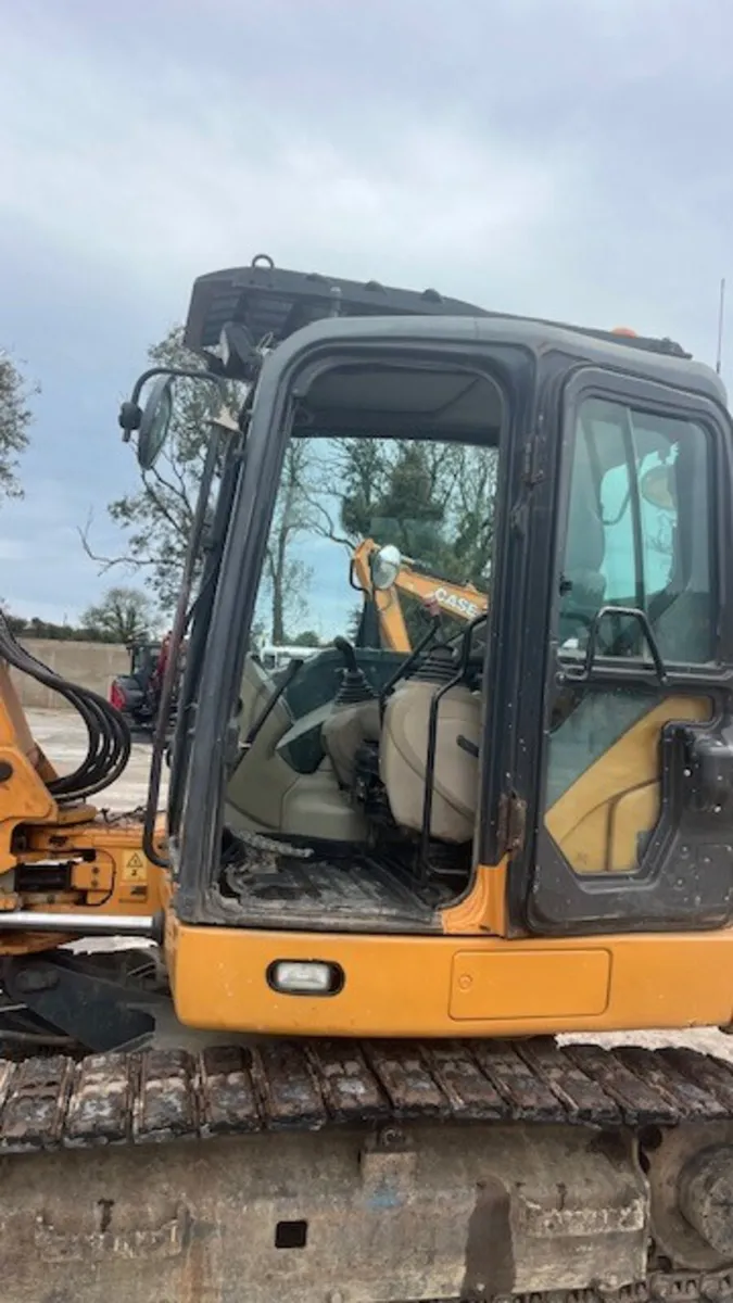 2014 Case CX80 C - Image 2