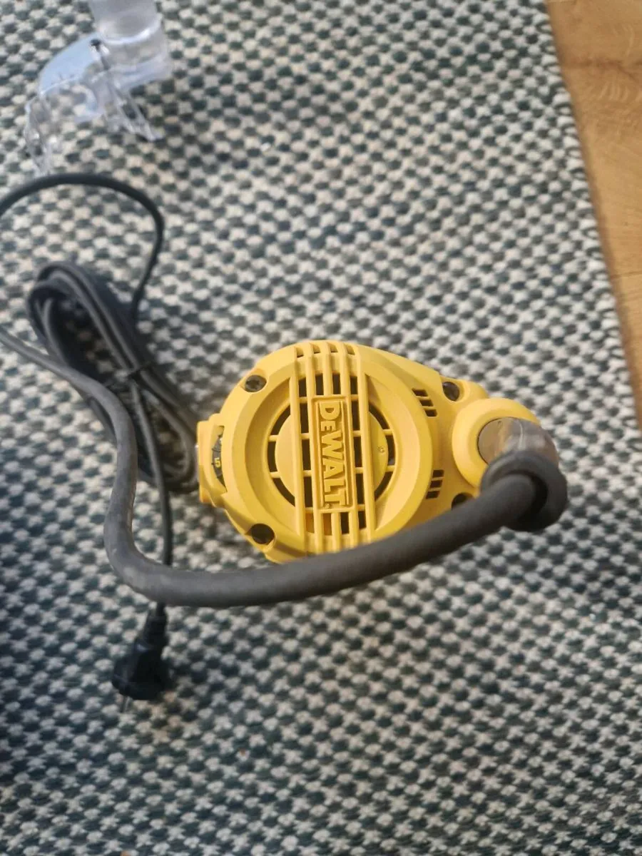 Dewalt Router - Image 4