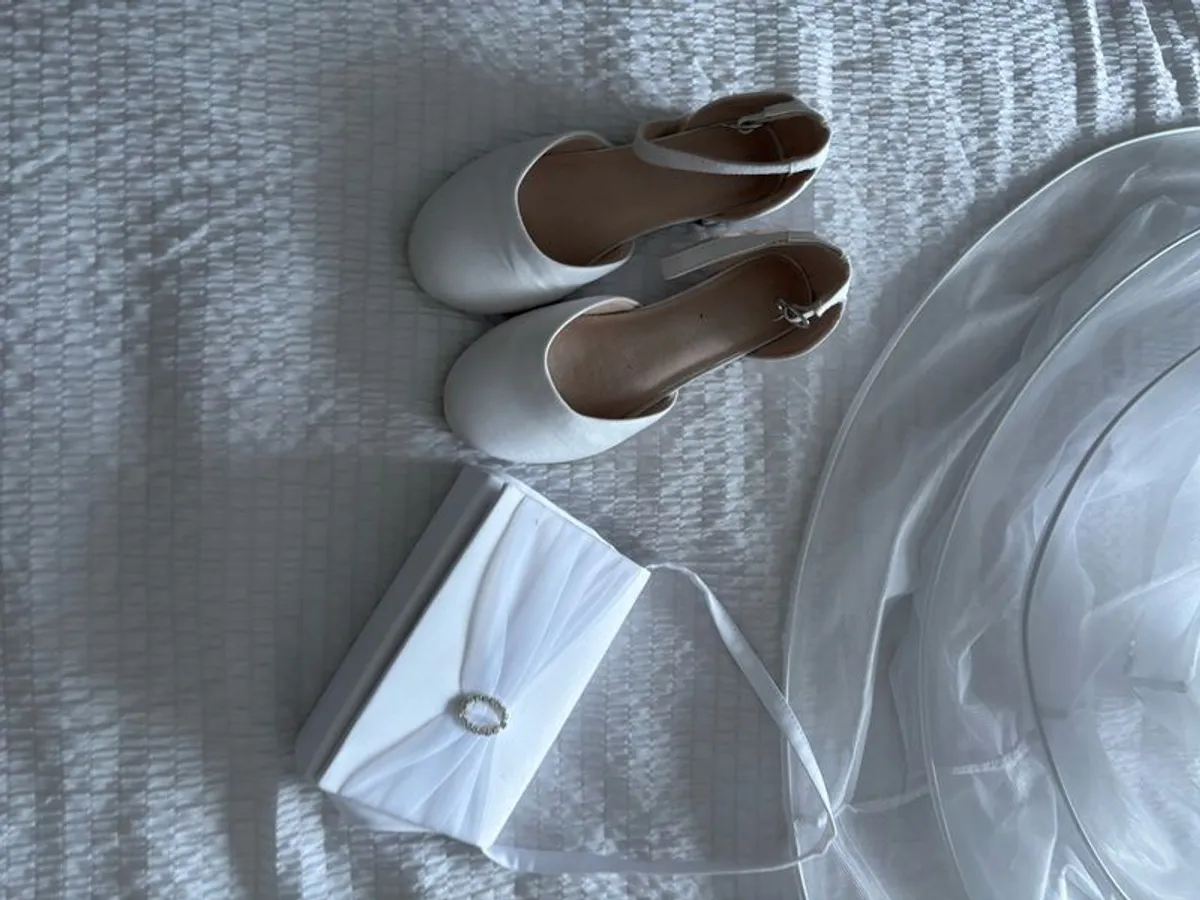 communion dress - Image 2