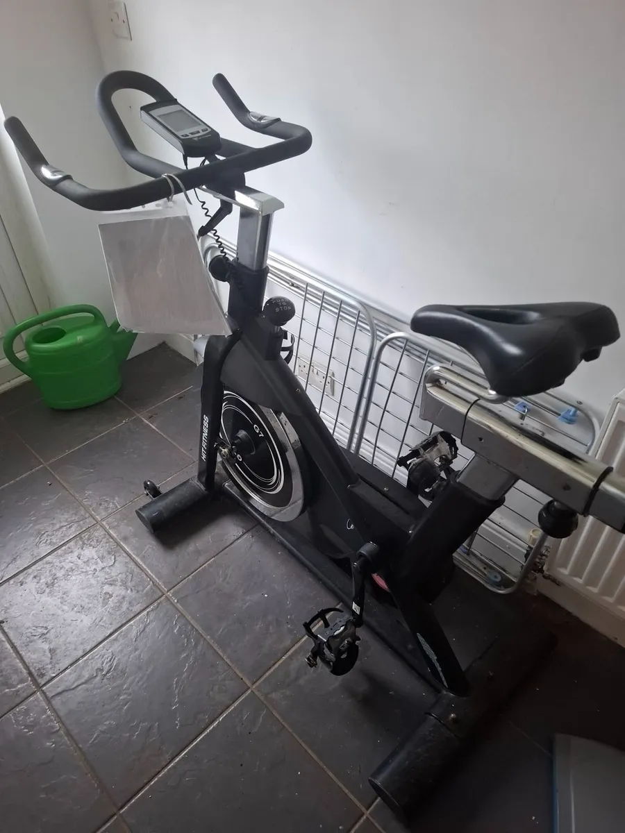 Exercise bike - Image 2