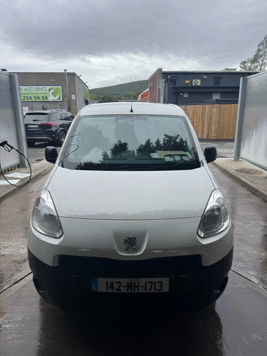 Peugeot Partner - 3 Seater Just Tested - Image 2
