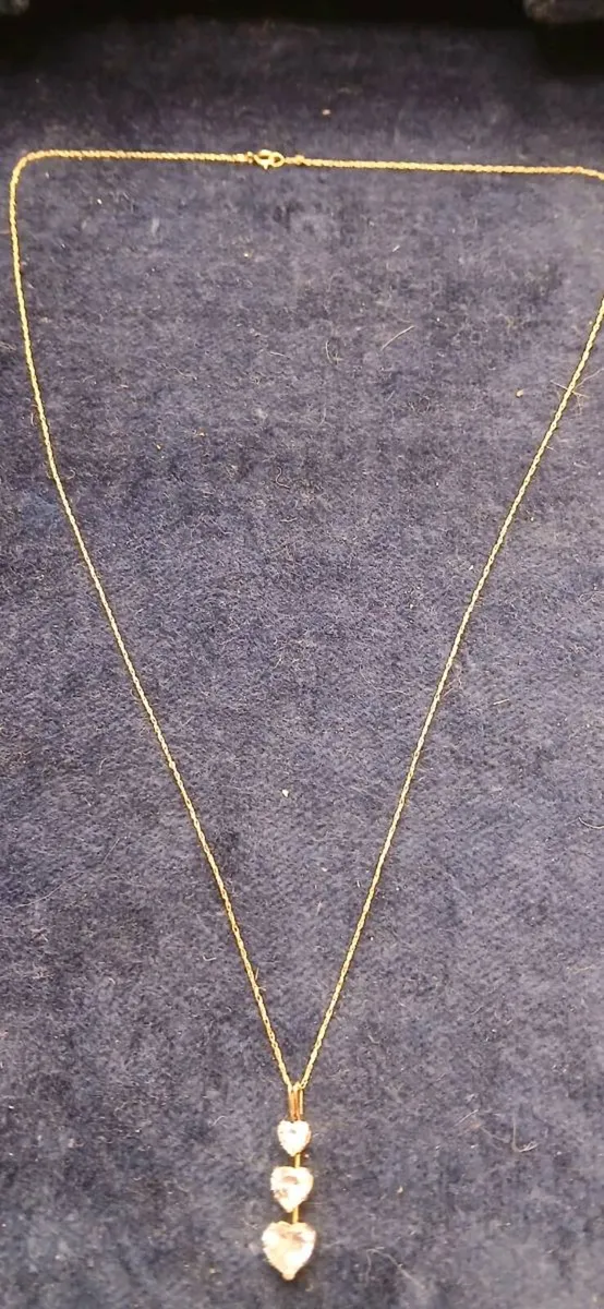9ct cz pendant and chain - Image 2