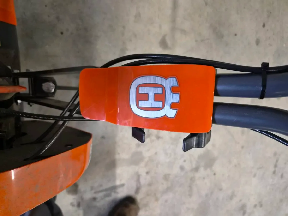 Husqvarna TF325 tiller - Image 3