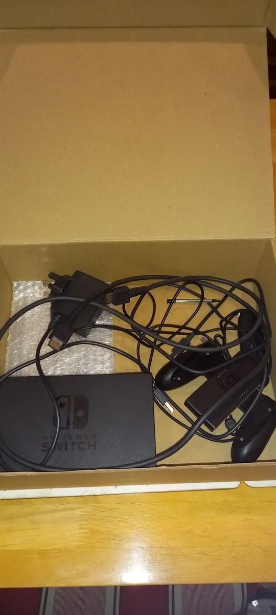 Nintendo switch - Image 2