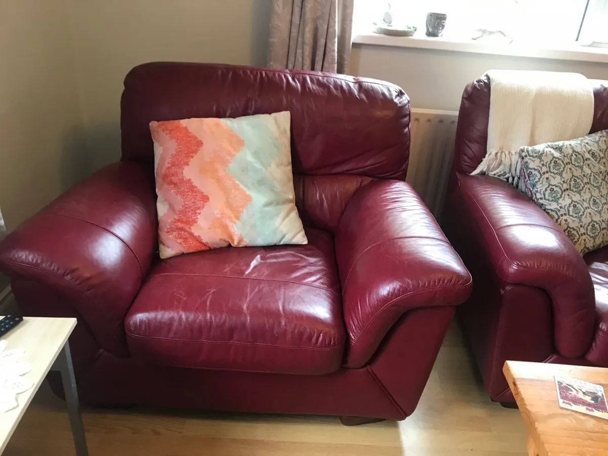 Sofa - Image 3
