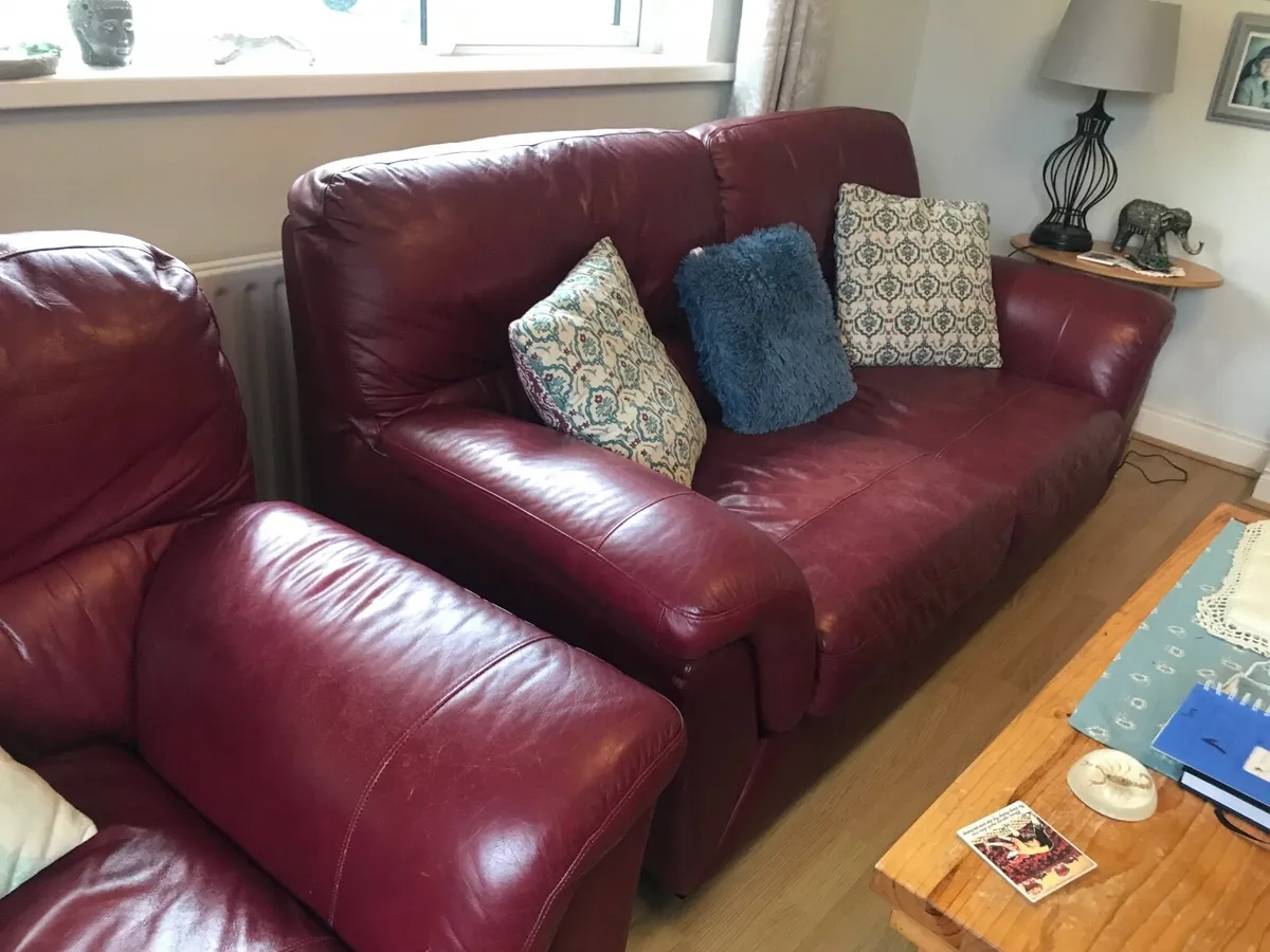 Sofa - Image 4