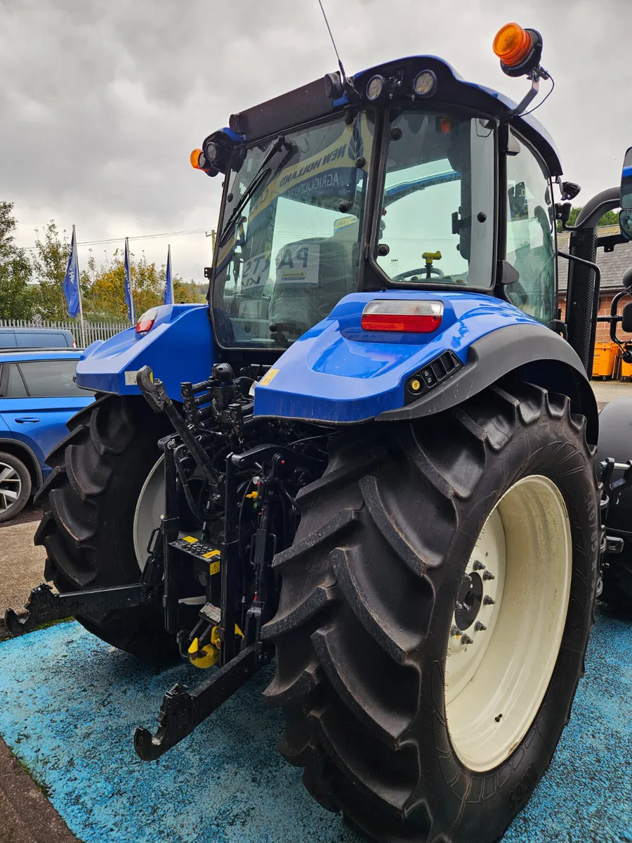NEW HOLLAND T5.120 Ex Demo - Image 3