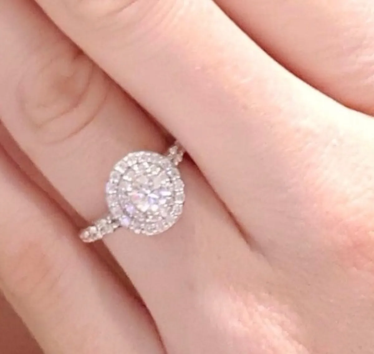 Engagement ring - Image 3