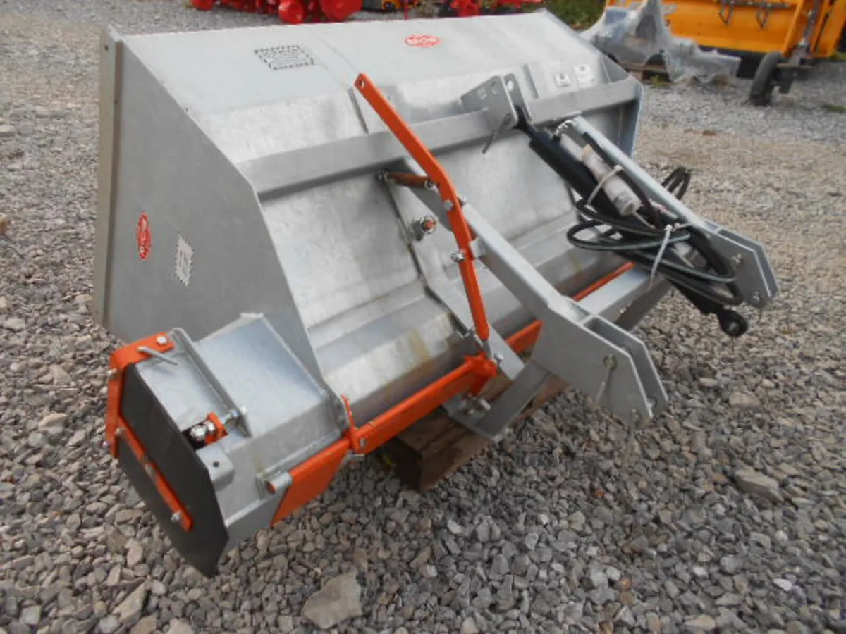 RITCHIE BEET/MEAL FEEDER, NEW - Image 3
