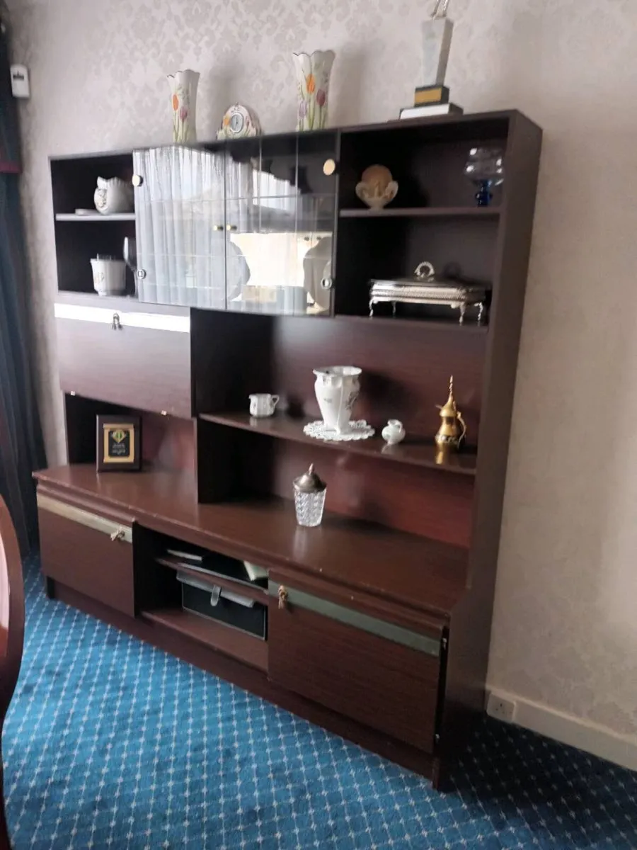 Cabinet - Image 2