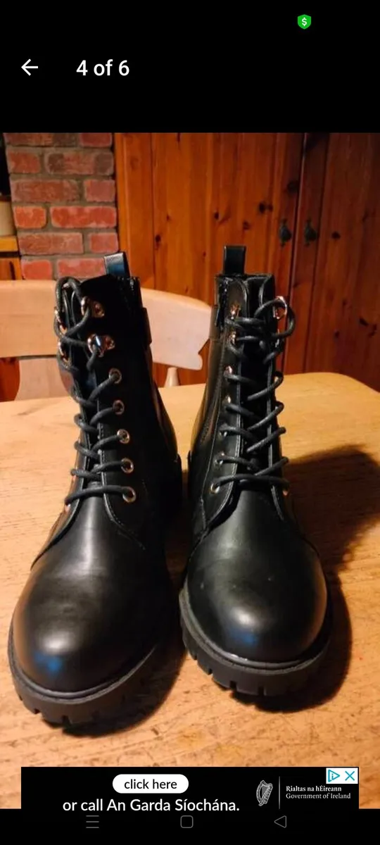 Ladies Accessorize London, black boots. Has side z - Image 1