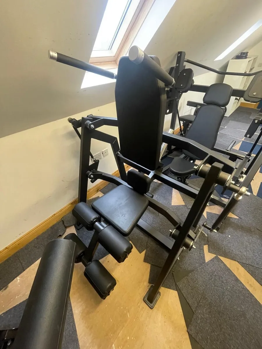 Forteza Pro Series Ab crunch machine - Image 2