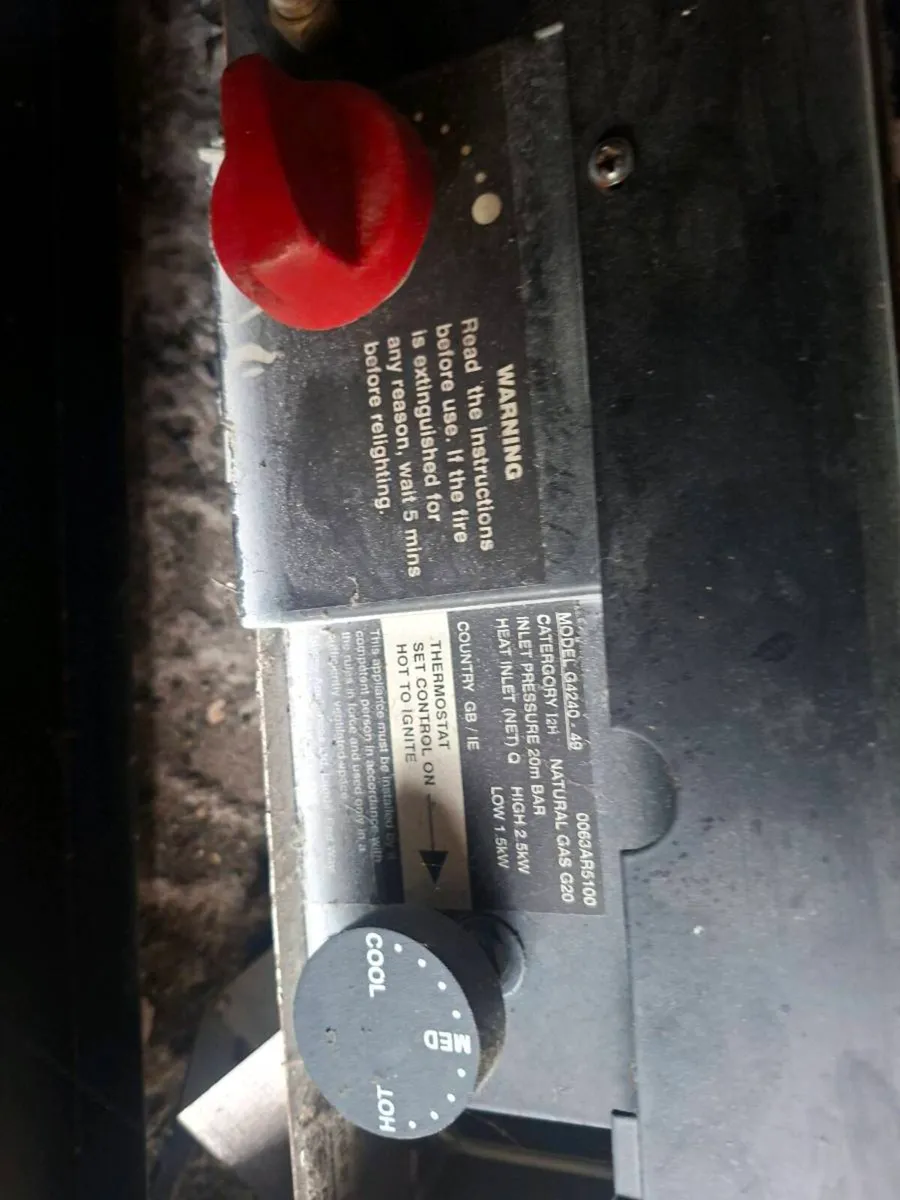 Gas fireplace - Image 2