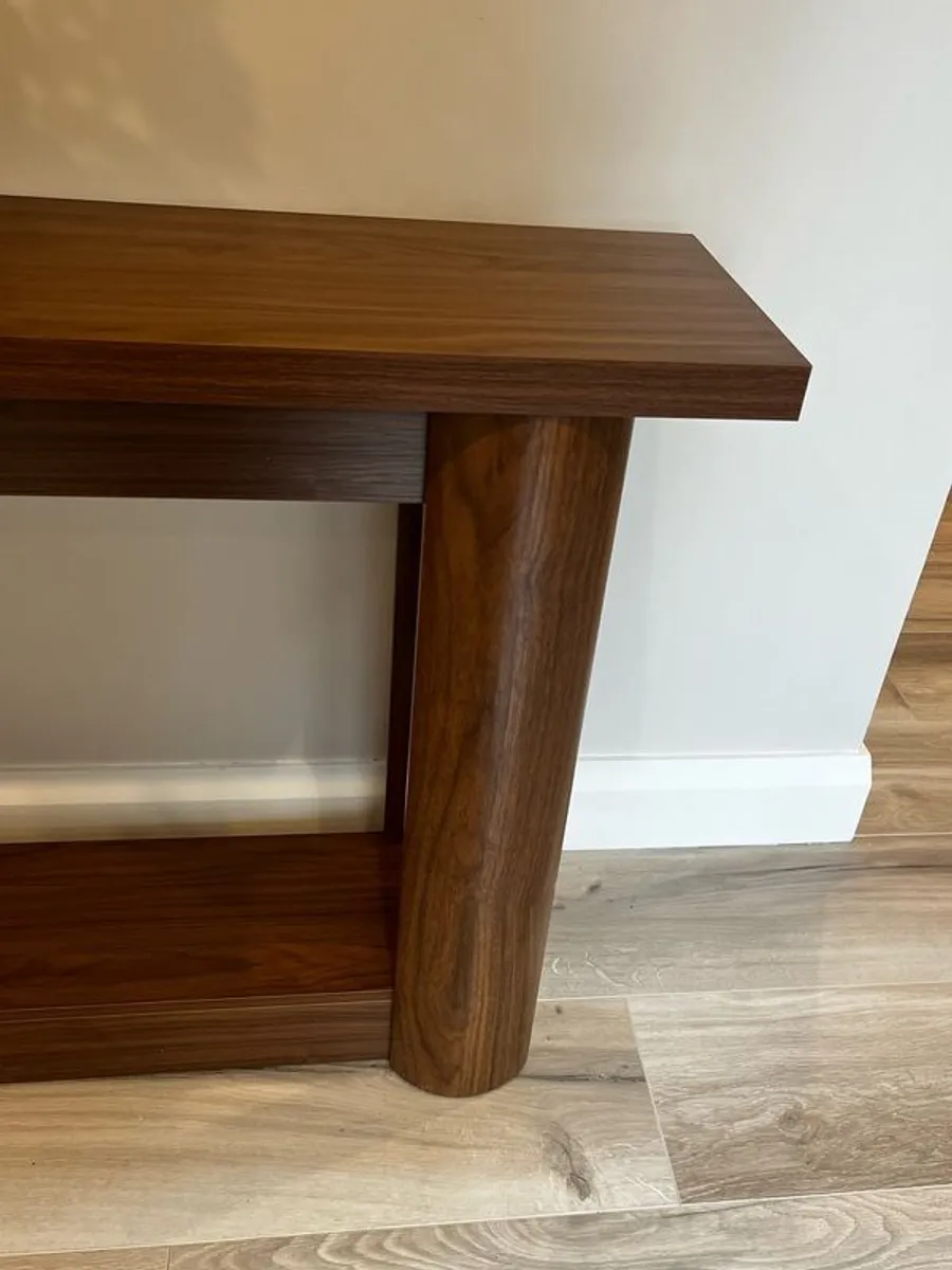 Console Table - Image 4