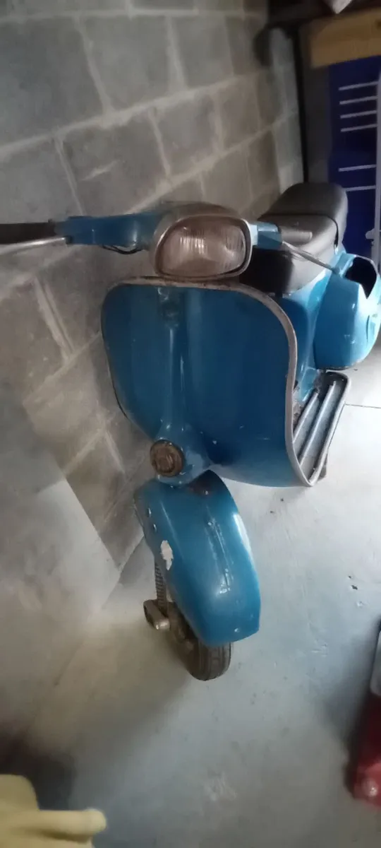 Vespa 150 Super - Image 1