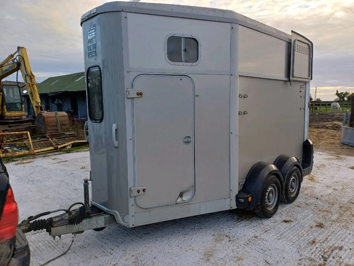 Horsebox - Image 1