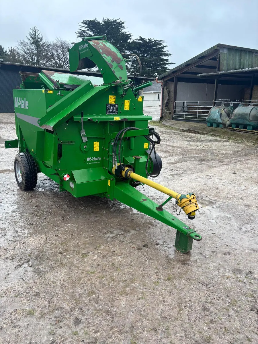 McHale Straw Chopper bedder - Image 3