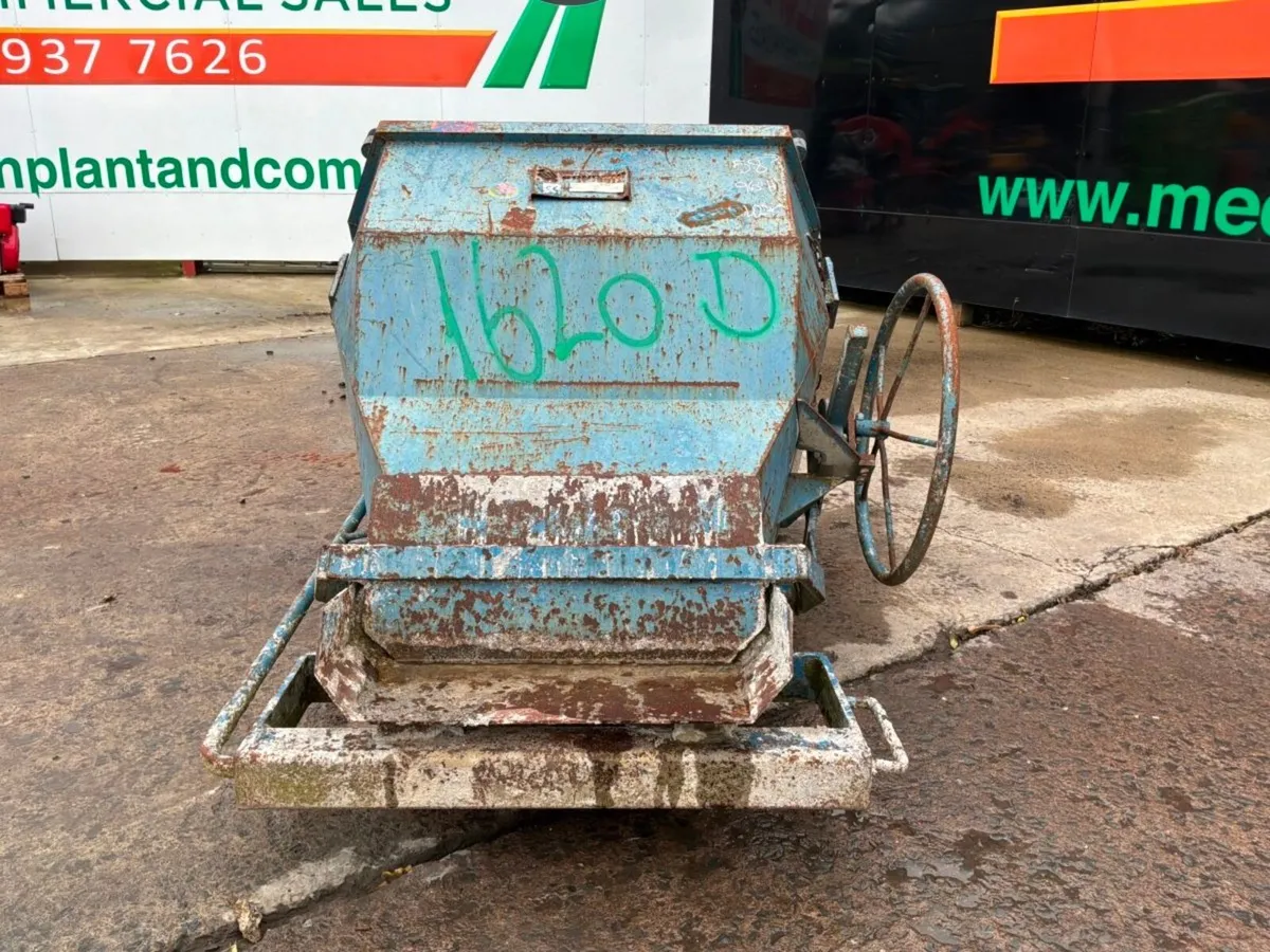 Conquip 1000 litres concrete pouring skip.....1620 - Image 3