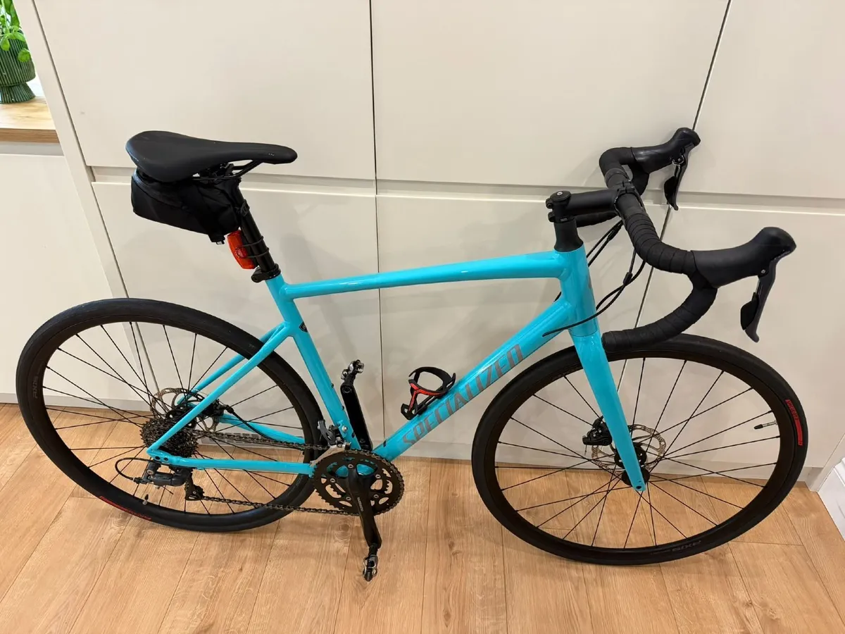 Specialized Allez E5 Disc–56cm–Ridden only 3 times - Image 1