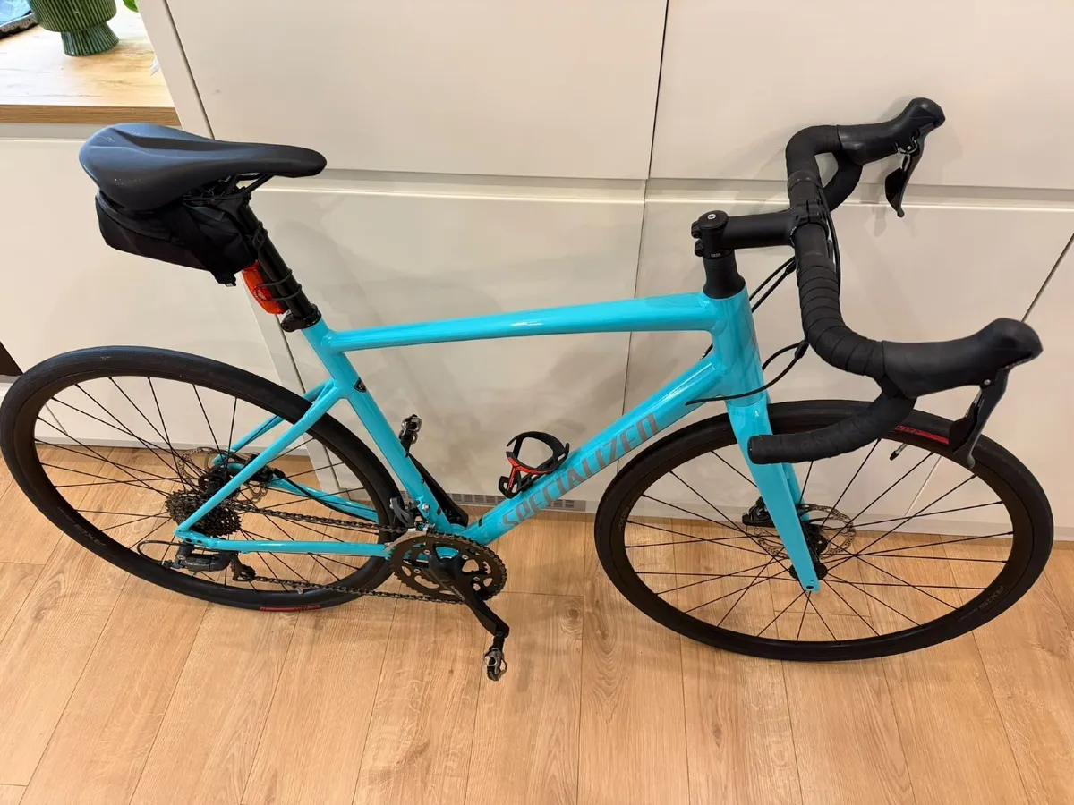 Specialized Allez E5 Disc–56cm–Ridden only 3 times - Image 2