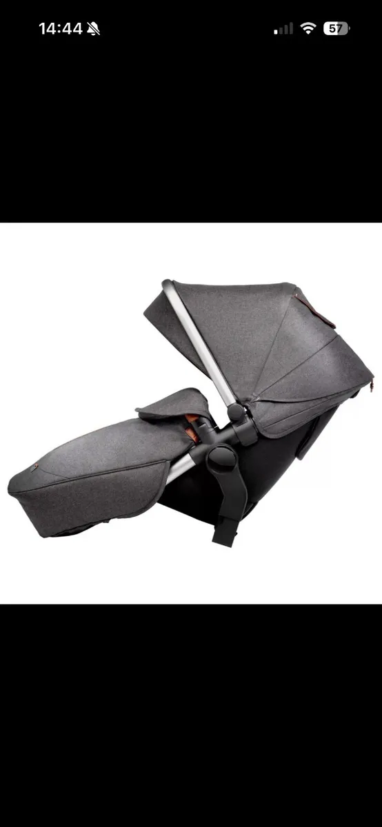 Silver Cross pram and buggy - Image 2