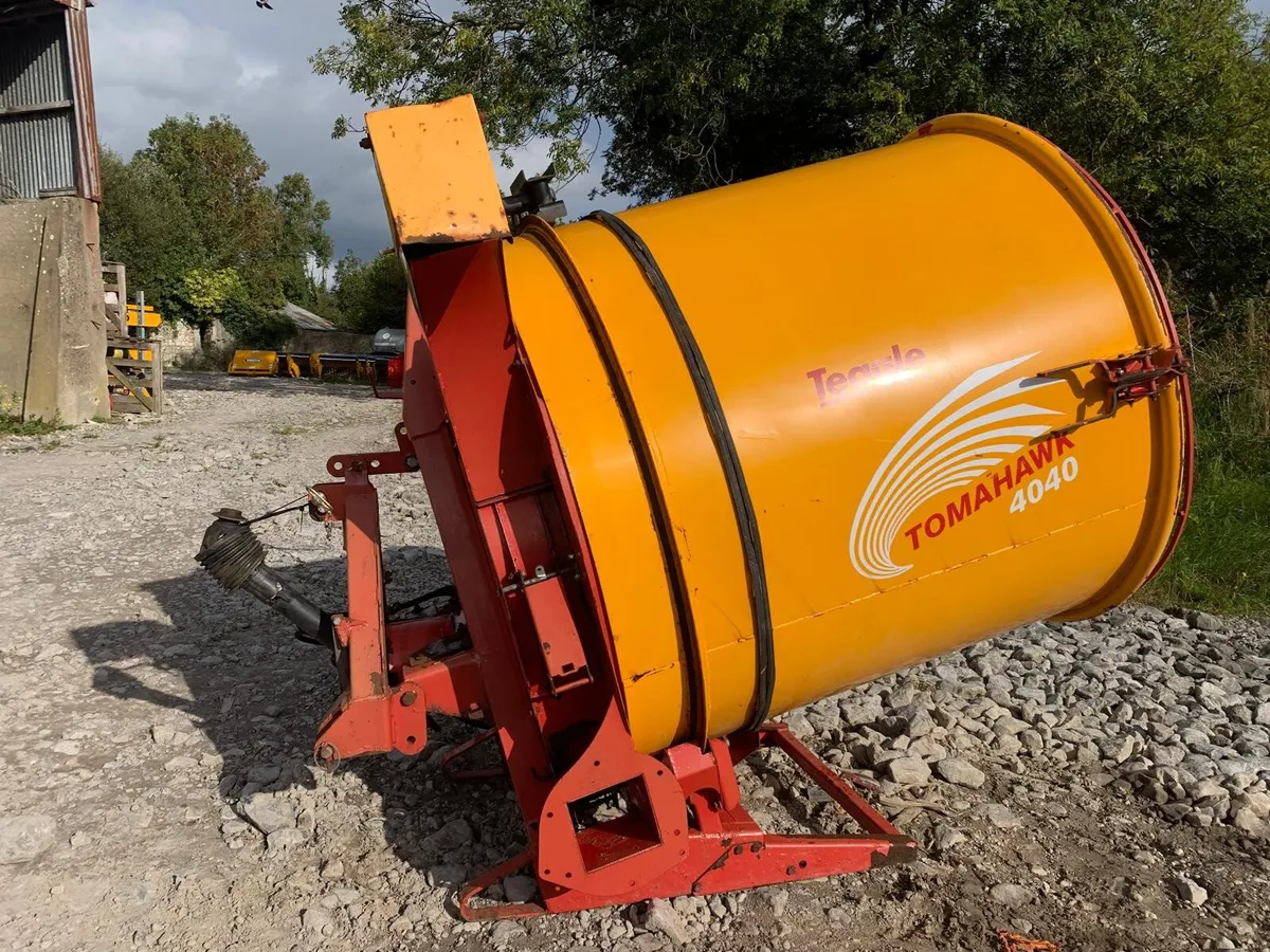 TEAGLE 4040 BALE SHREDDER, 2018 - Image 2