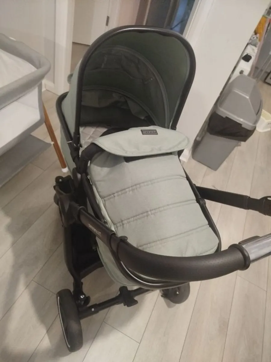 Travel system - Image 2