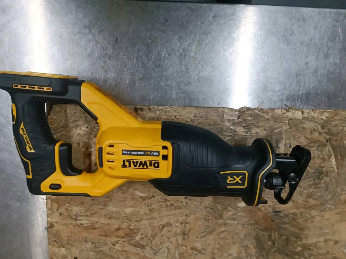 DeWalt dcs382 saber saw. Brand new