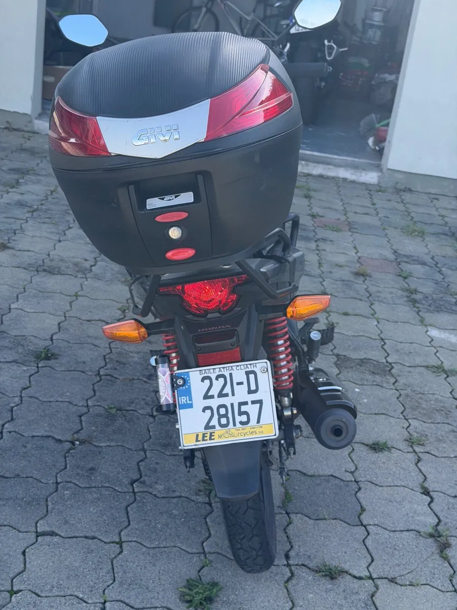 Honda F 125  2022 - Image 2