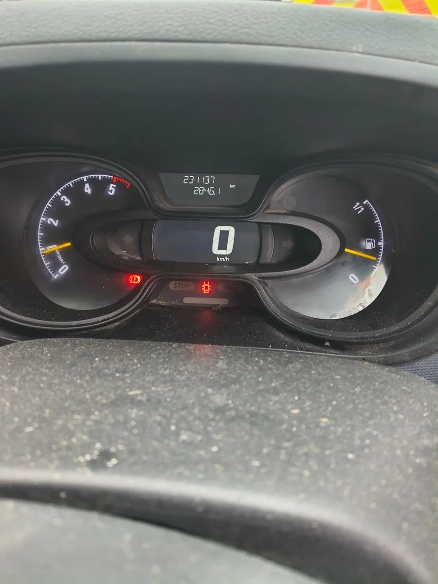 Opel Vivaro 2017 - Image 2