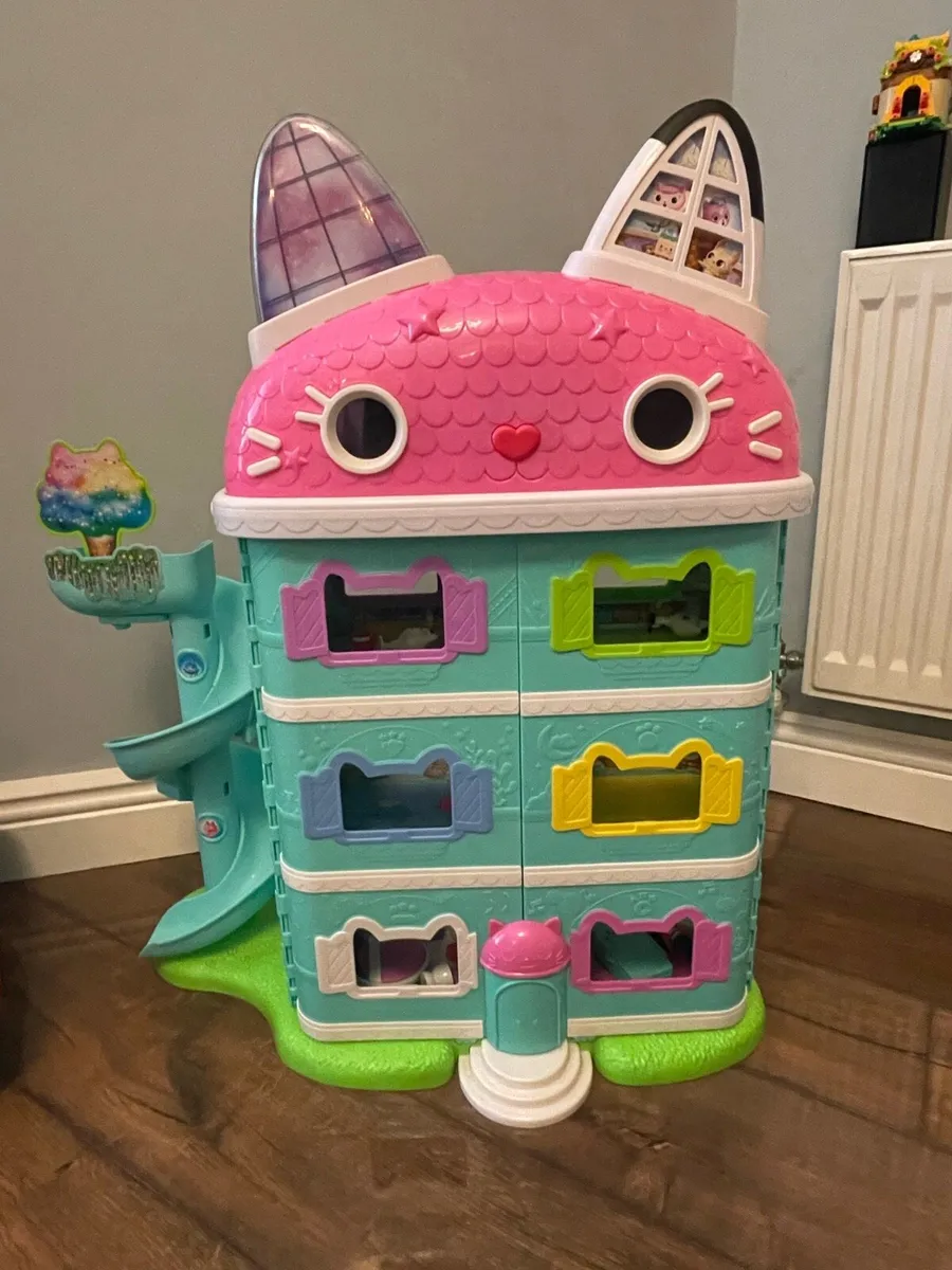 Gabby’s Interactive Dollhouse - Image 1