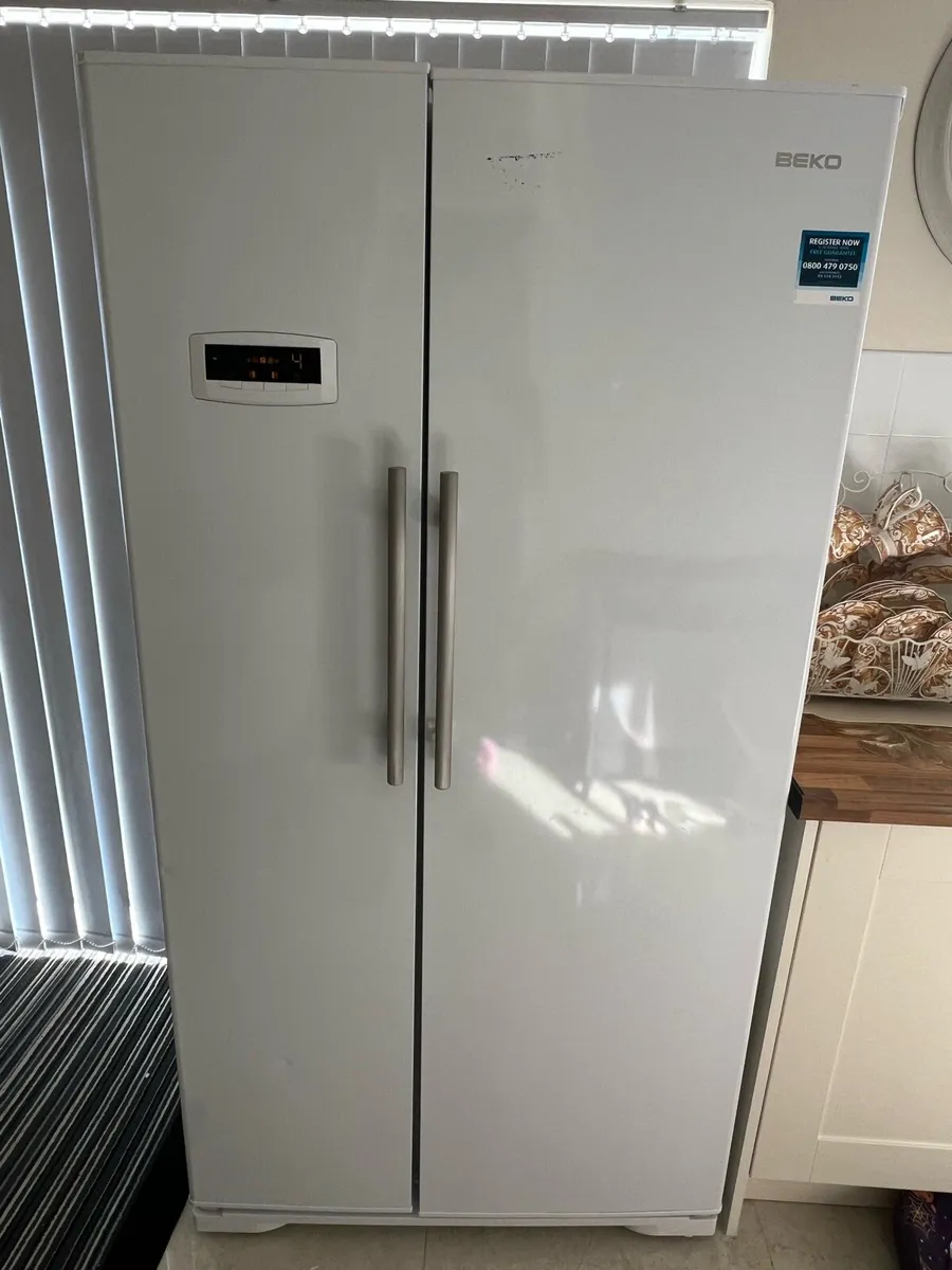 Beko American fridge - Image 1