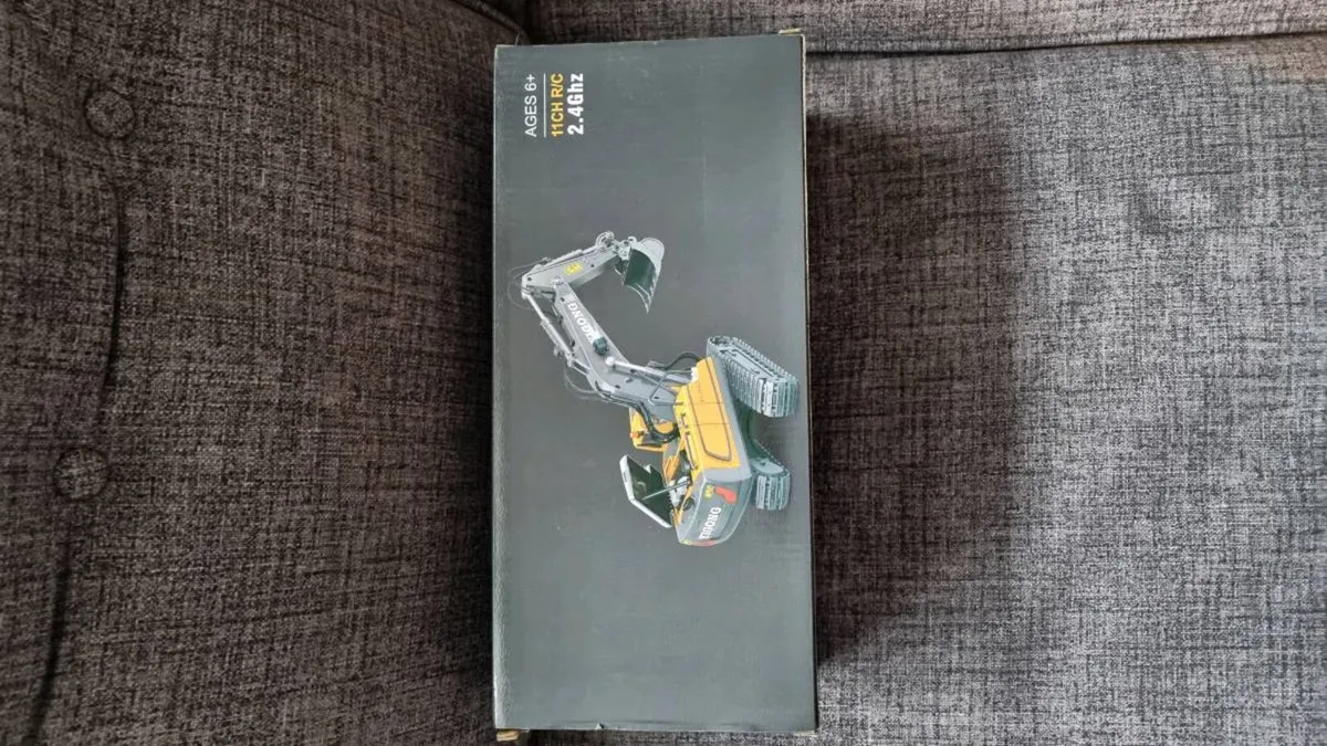 Model excavator - Image 2