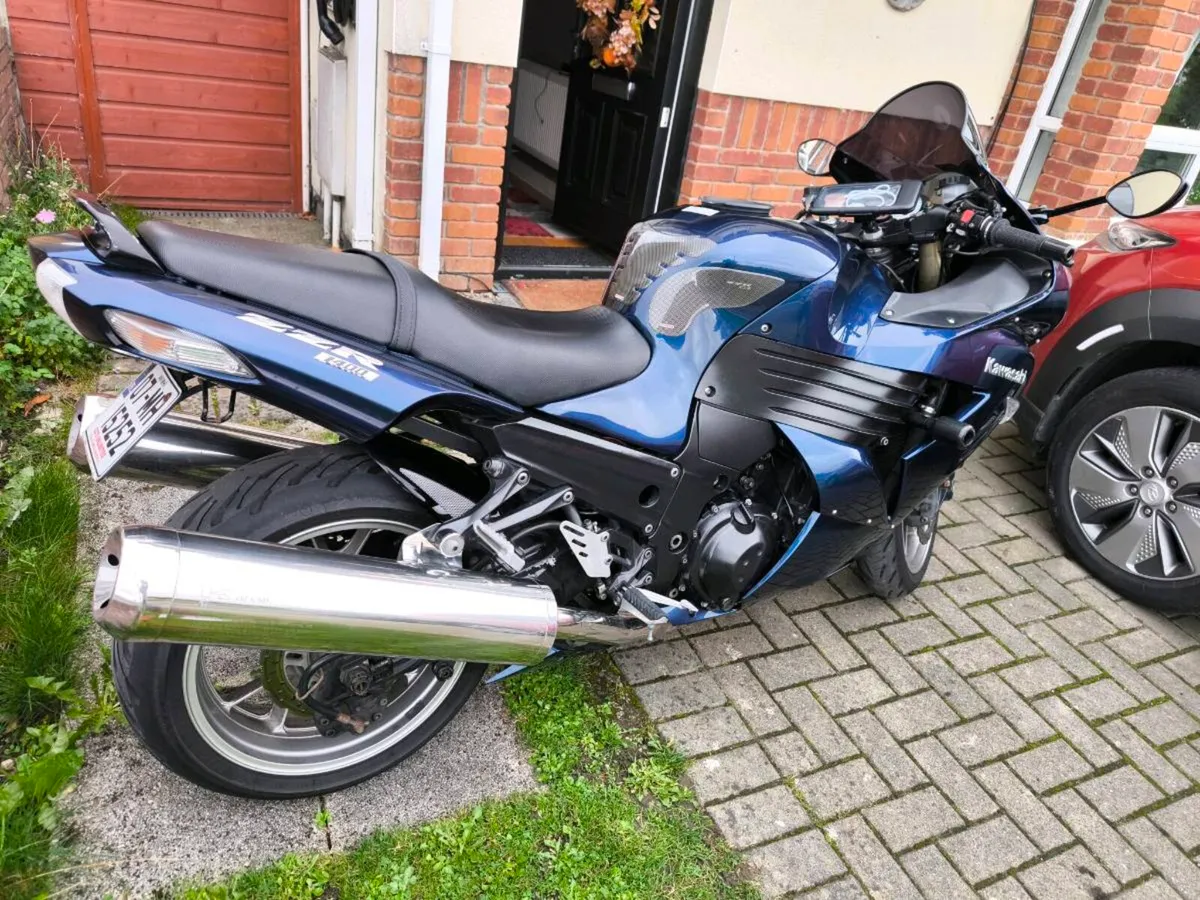 Kawasaki ZZR1400 - Image 4