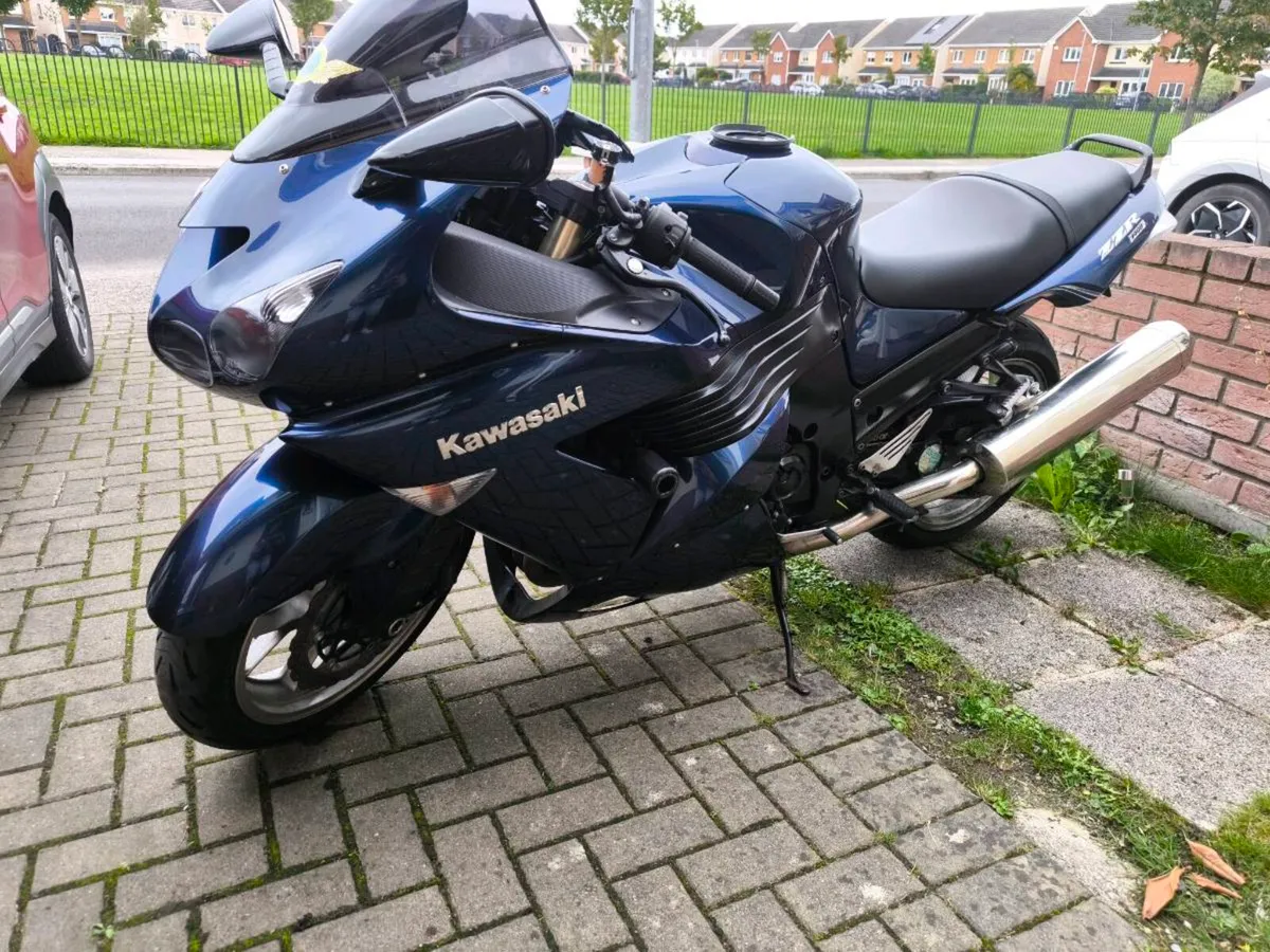 Kawasaki ZZR1400 - Image 2