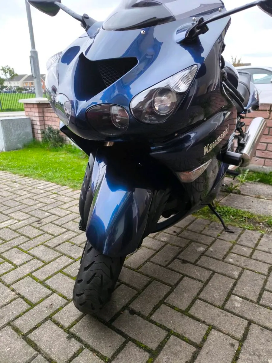Kawasaki ZZR1400 - Image 3