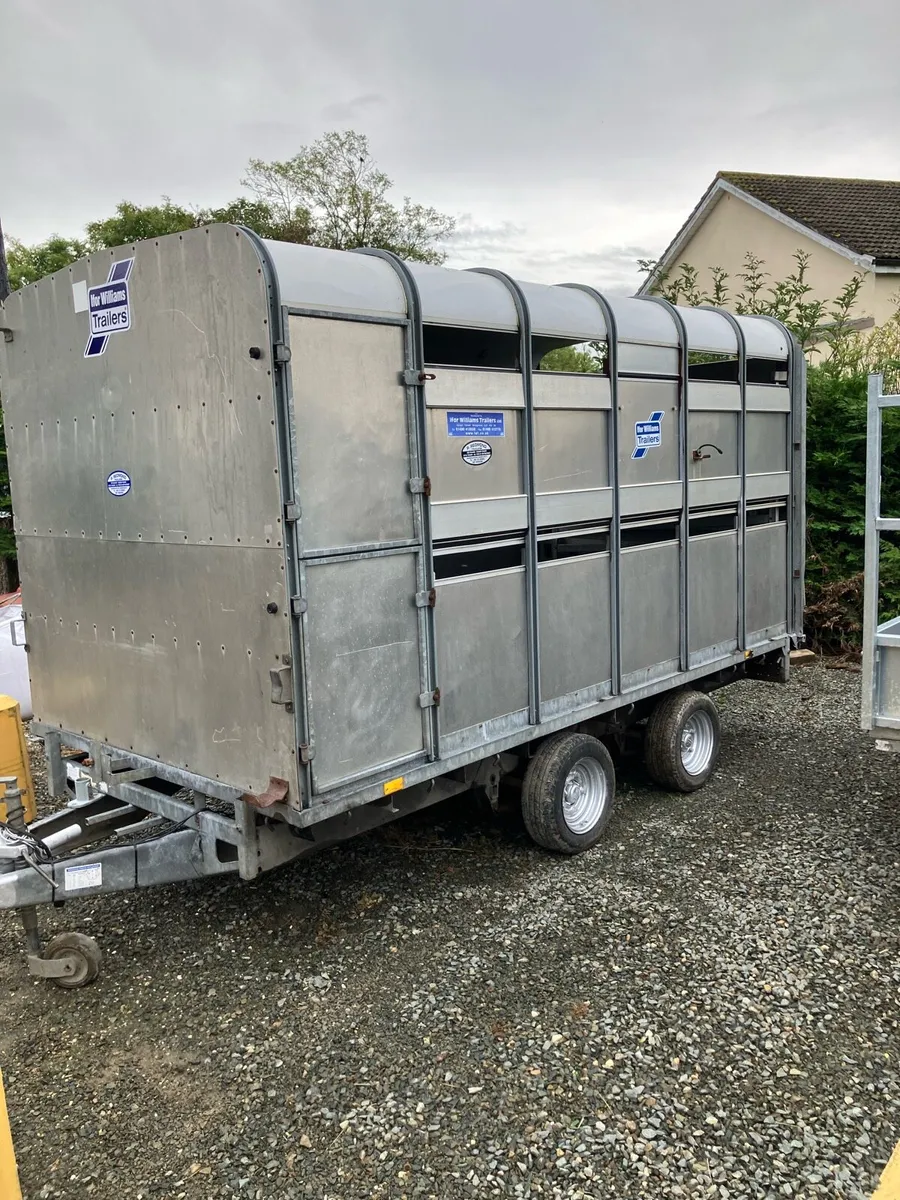 Trailer - Image 1