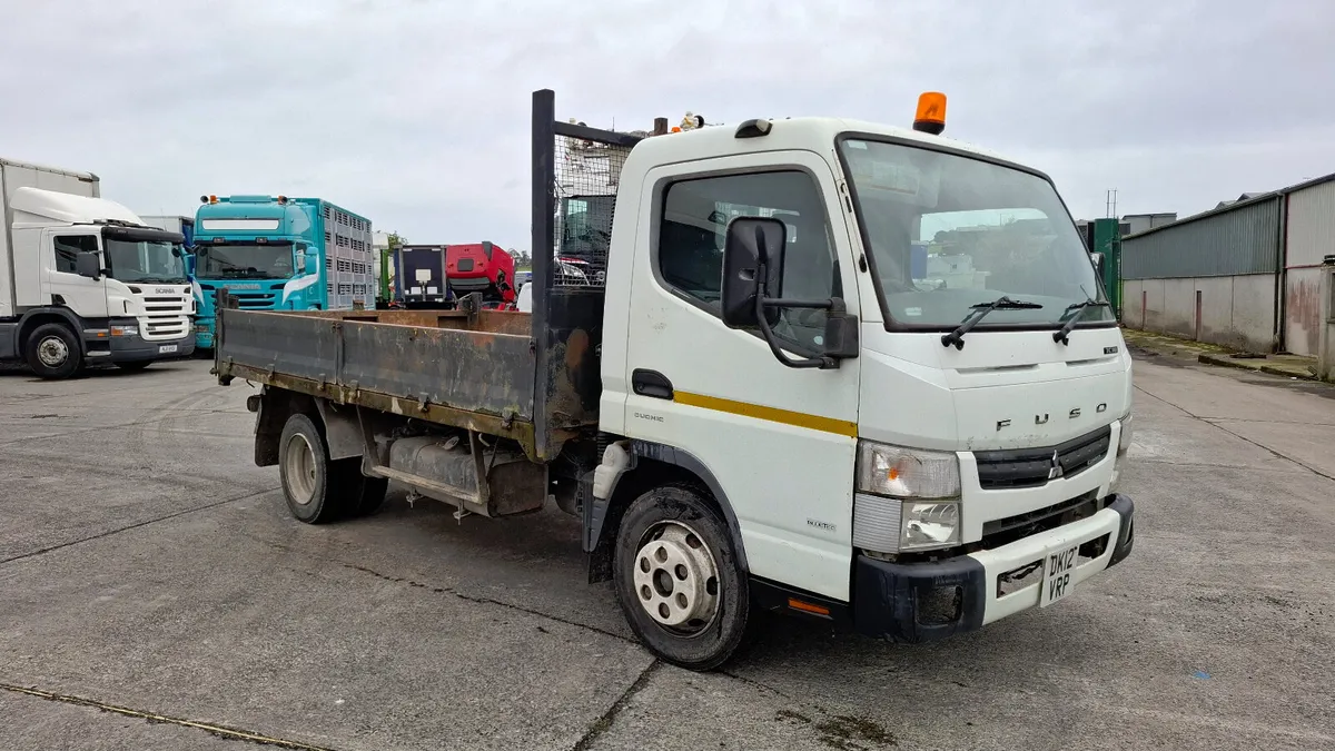 2012 Fuso Canter 7C18 Tipper 7.5 Ton. - Image 1