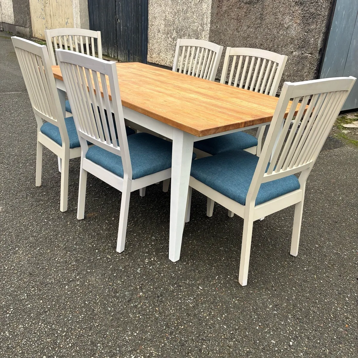 Fab! Solid Oak Table & 6 Chairs - Image 2