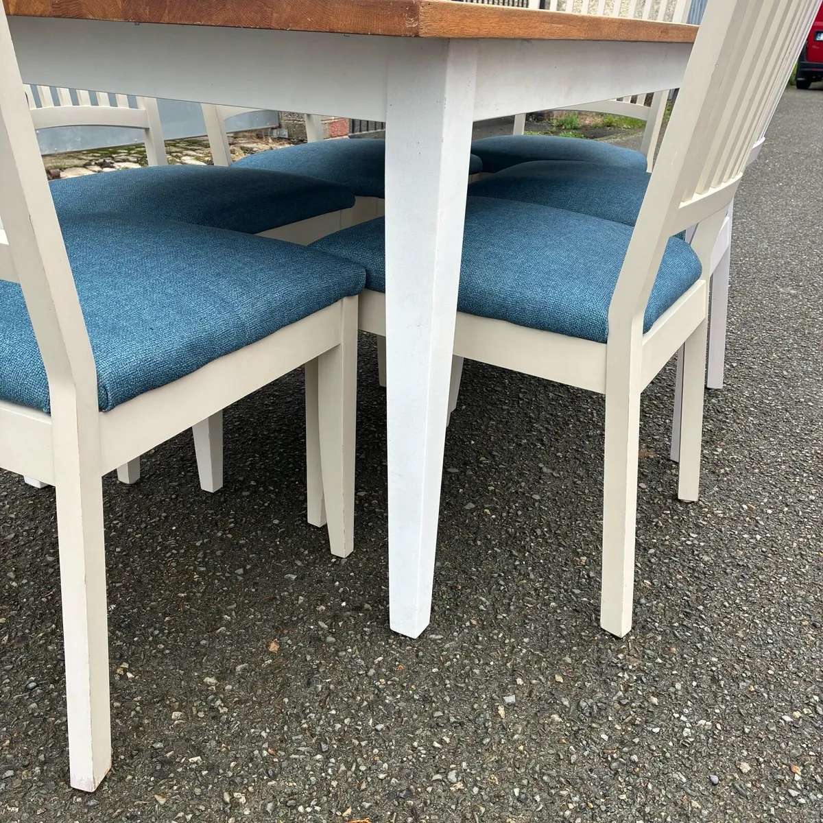 Fab! Solid Oak Table & 6 Chairs - Image 3