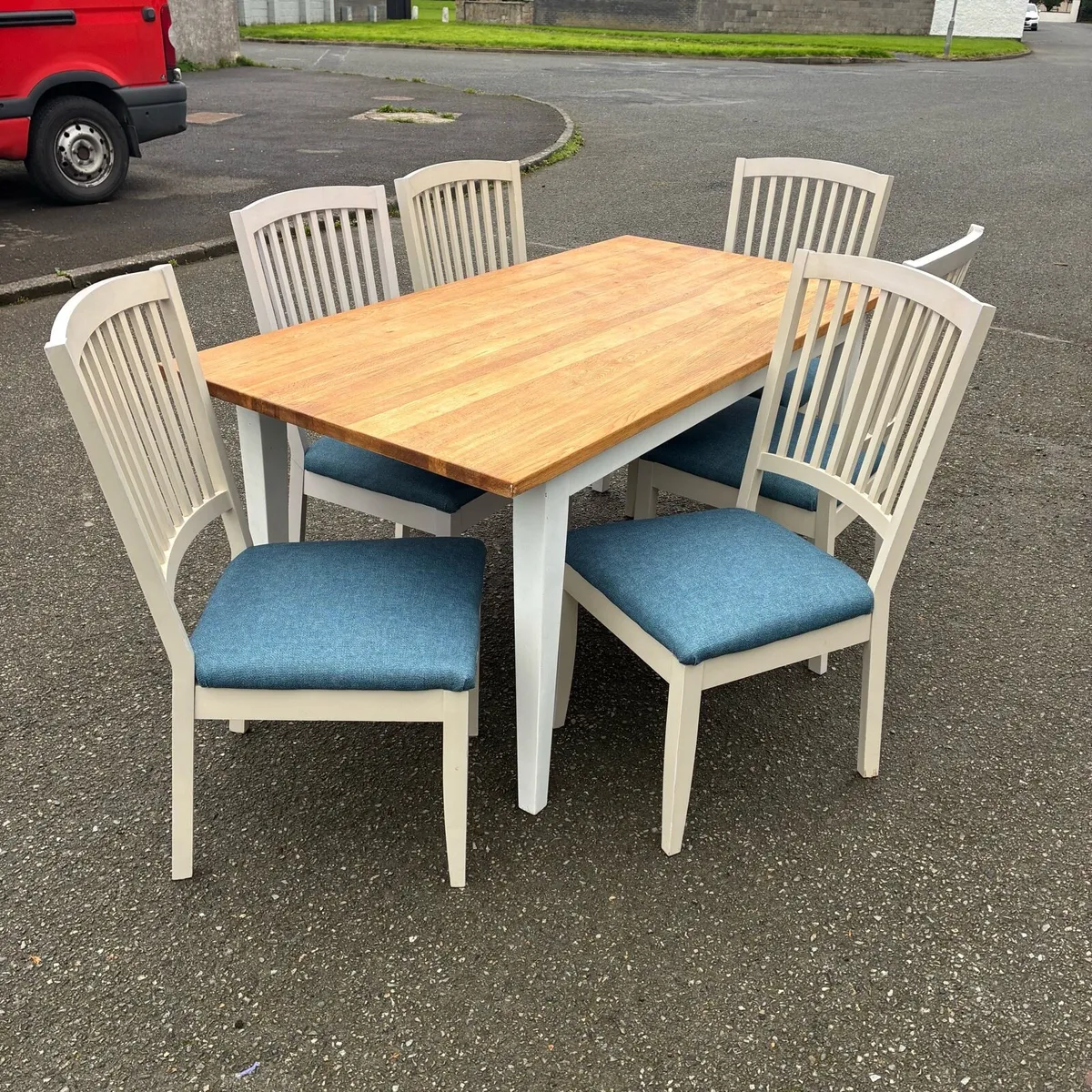 Fab! Solid Oak Table & 6 Chairs - Image 1