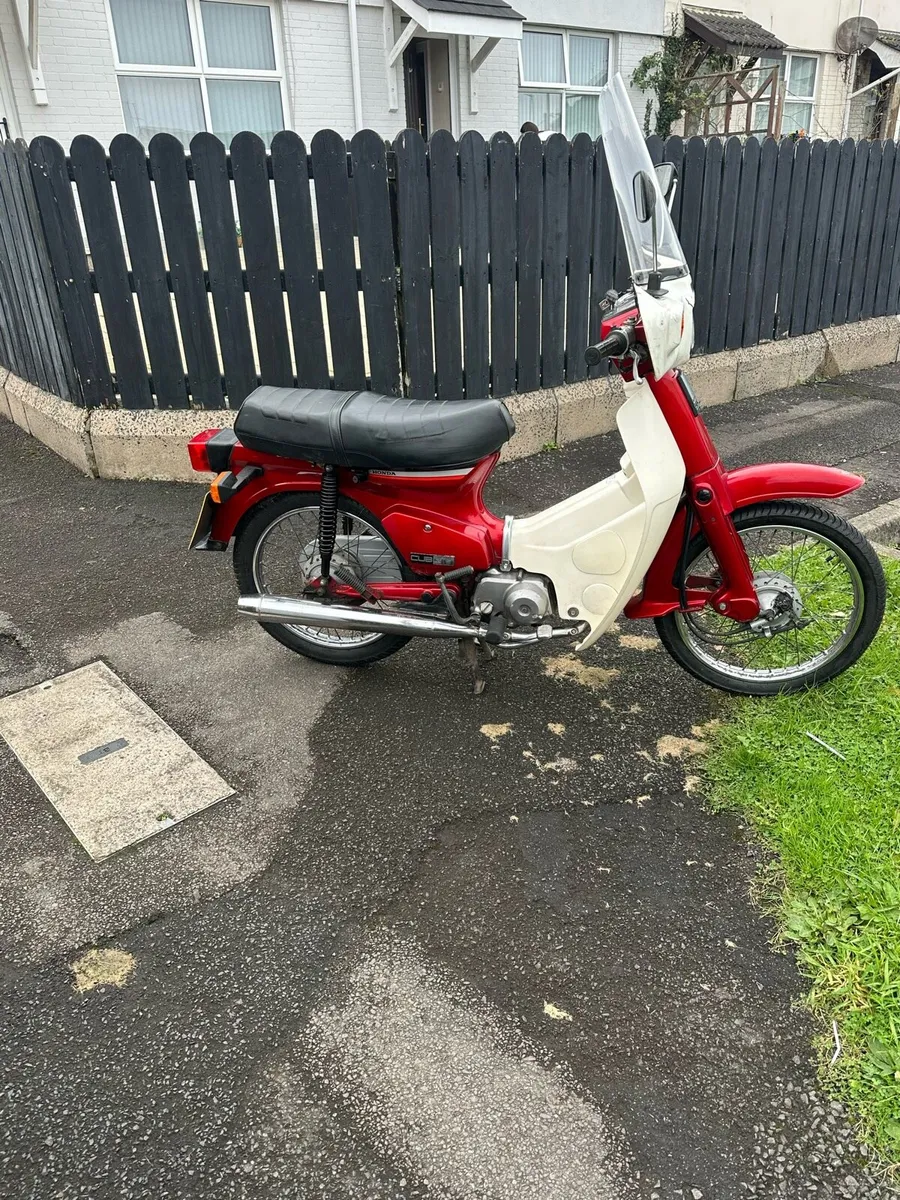1995 Honda C90 Cub - Image 4